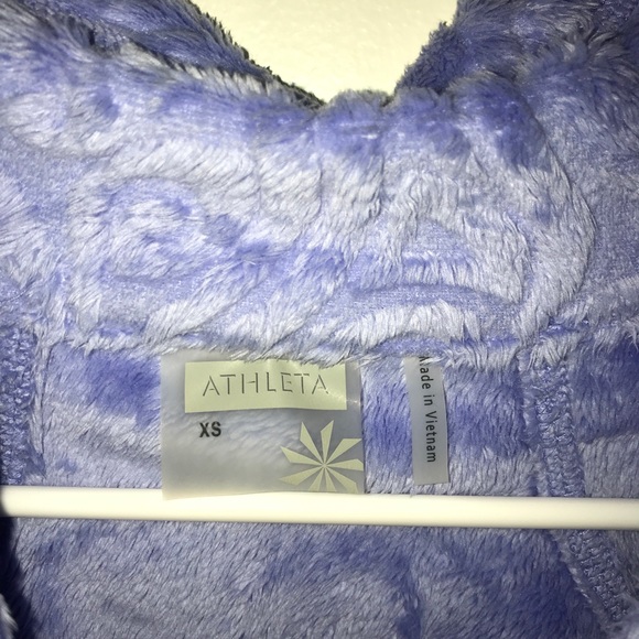 Cozy Athleta Zip Up - Picture 2 of 3